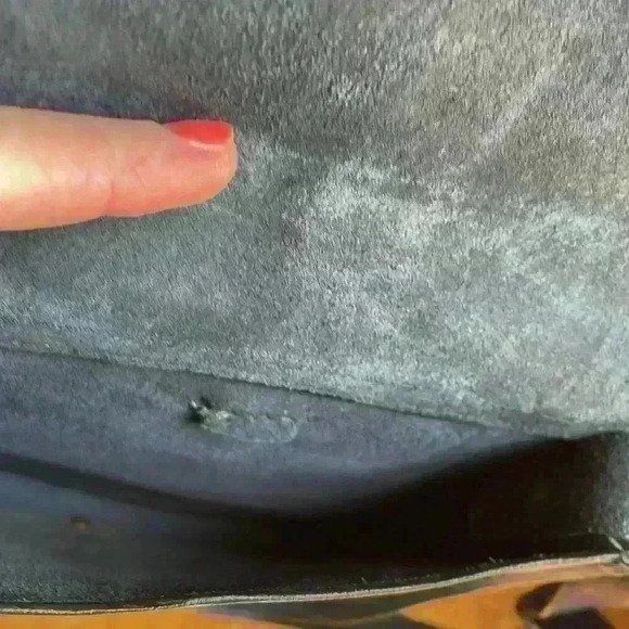 Tribe Alive Distressed Leather Navy Blue Crossbody Rounded Saddle Bag - Picture 7 of 12